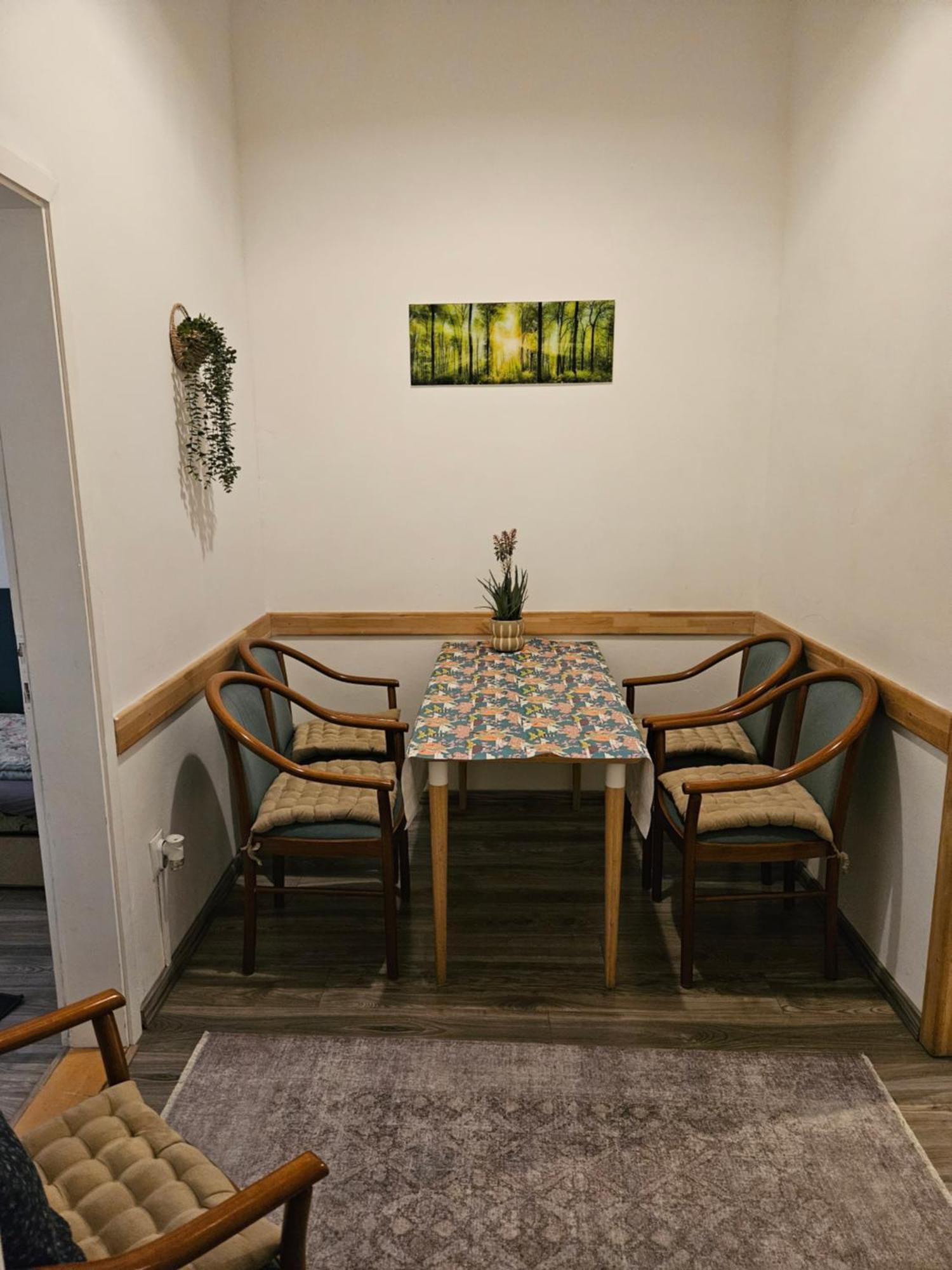 Danubescree Cozy Apartment — Photos 3